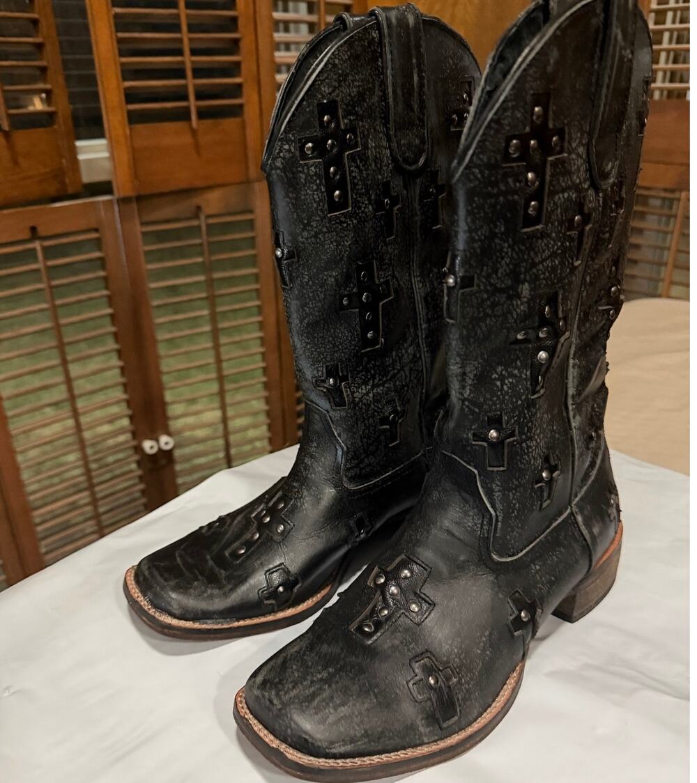 Roper W Size 6 Black Distressed Leather Cross Studded Square Toe Cowboy Boots